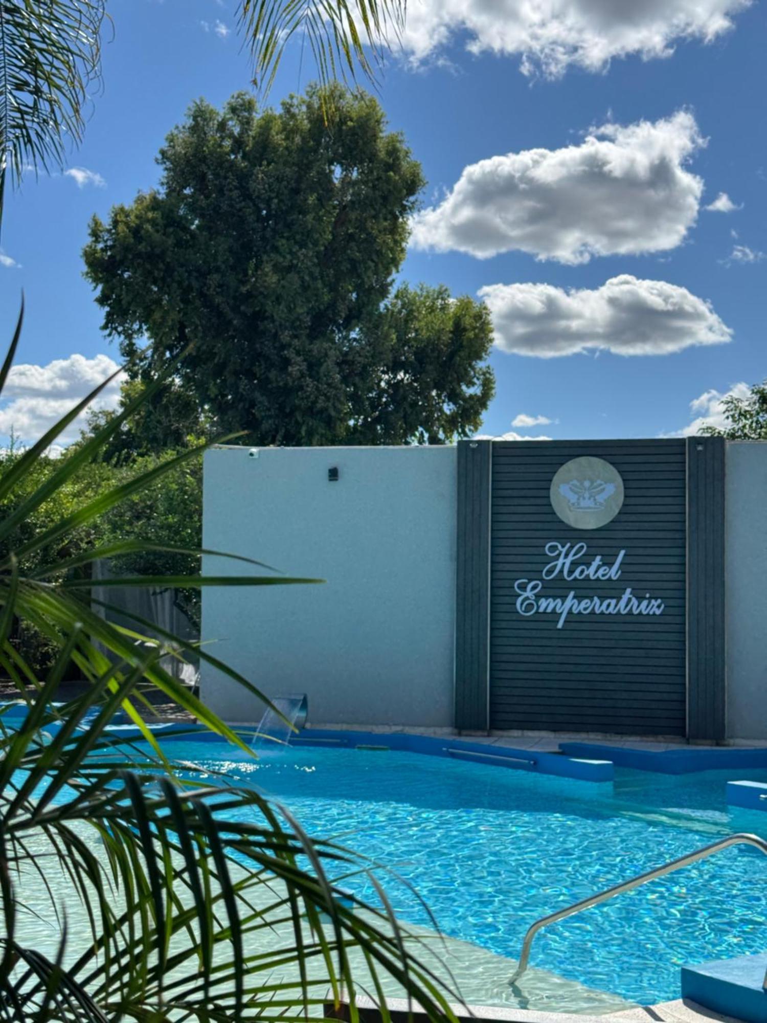 Hotel Termal Emperatriz Термас-де-Ріо-Ондо Екстер'єр фото